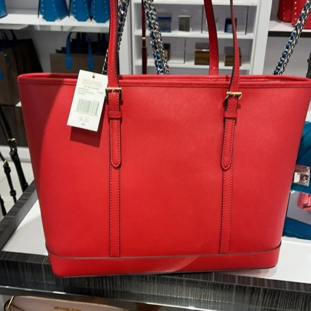Michael Kors Jet Set Travel Large Top Zip Tote Leather